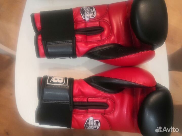 Боксерские перчатки детские для единоборств