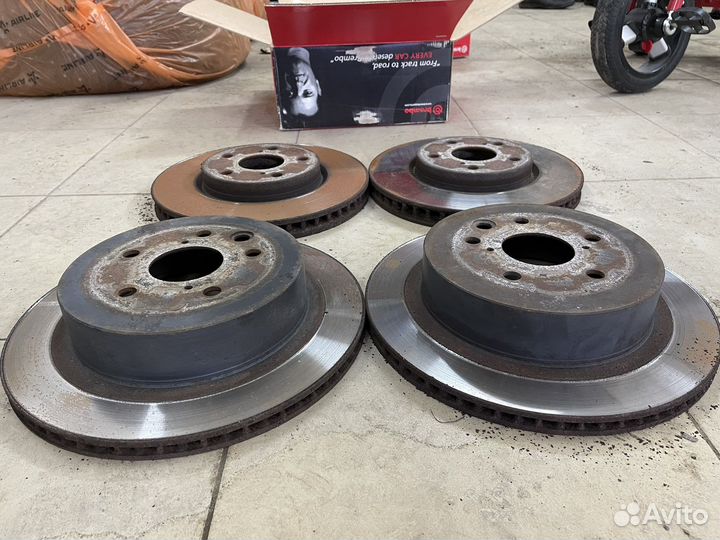 Тормозные диски lexus is 250 2006 г.в