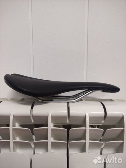 Седло для велосипеда fabric scoop elite flat