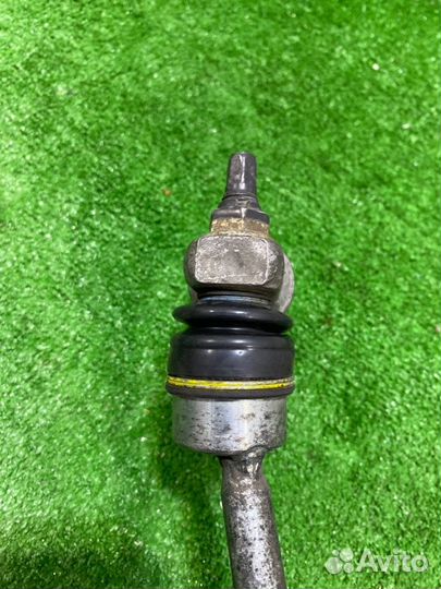 Стойка стабилизатора передняя правая Mercedes-Benz