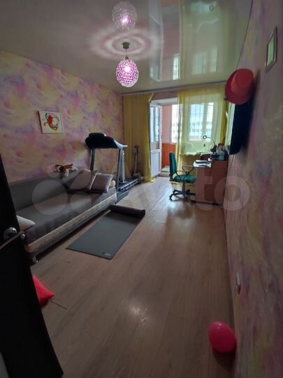 4-к. квартира, 102 м², 1/9 эт.