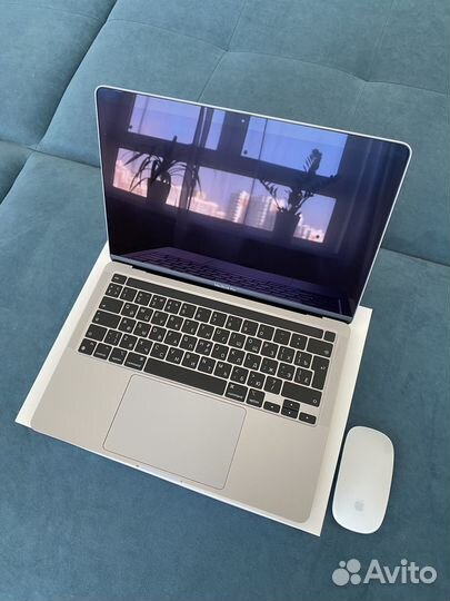 Macbook pro 13 2020 m1
