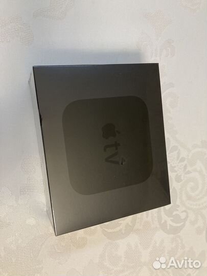 Телевизионная приставка Apple TV 32GB