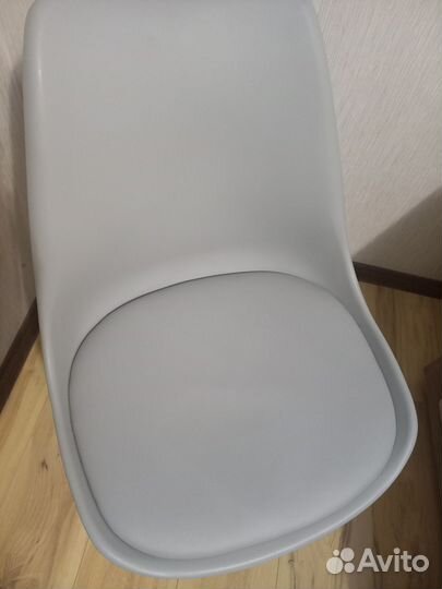 Стул компьют пластик и экокожа серый за 2 шт 5000