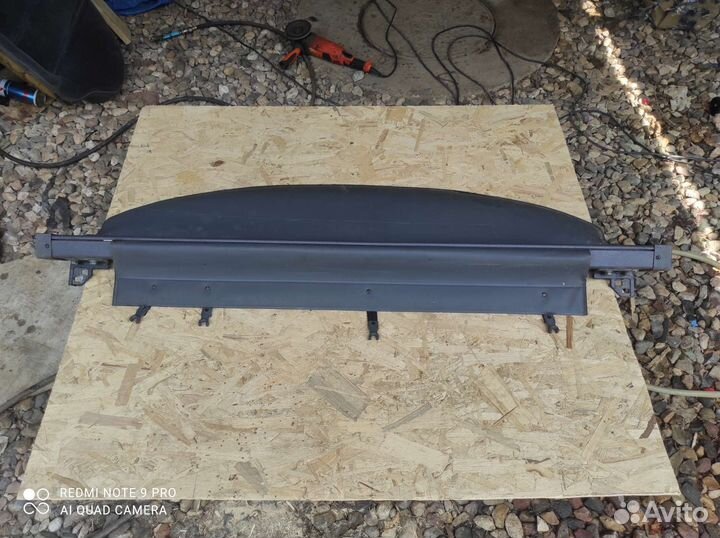 Шторка toyota avensis t220