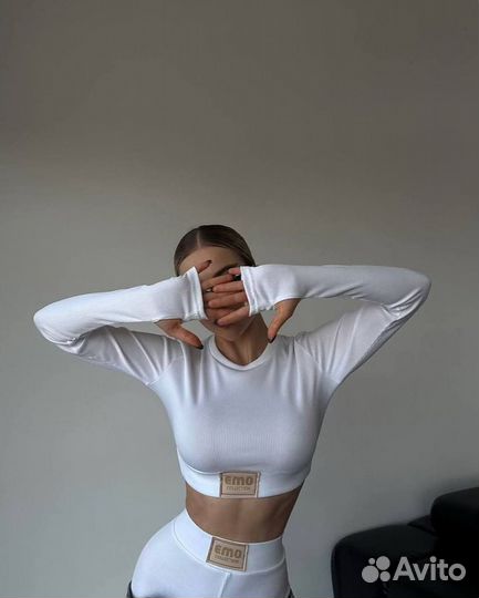 Костюм женский топ и лосины