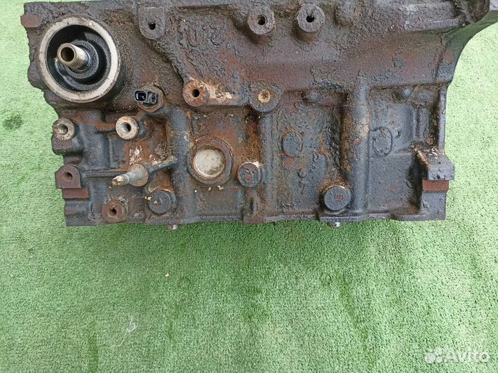 Блок цилиндров Ford Focus 1 универсал 2.0 2002