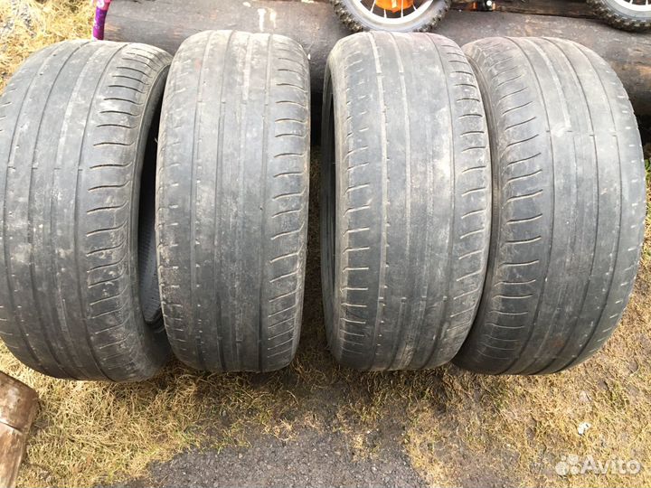 Goodyear EfficientGrip 235/55 R17 99V