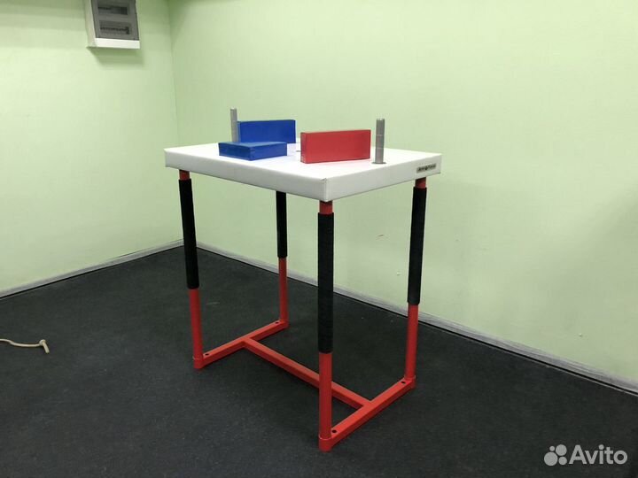 Стол для армрестлинга