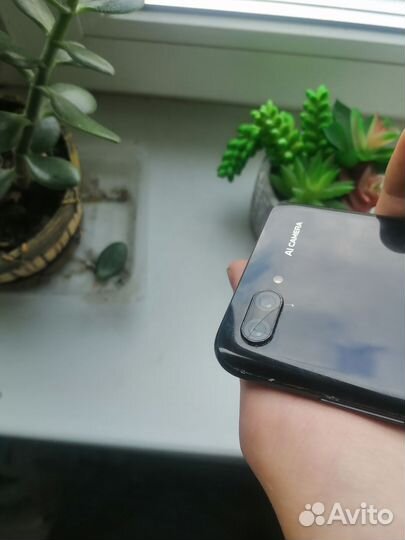 Honor 10 64Gb