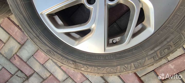 R17 Yokohama Geolandar G91 225/65, PCD 5x114.3 DIA 66.1