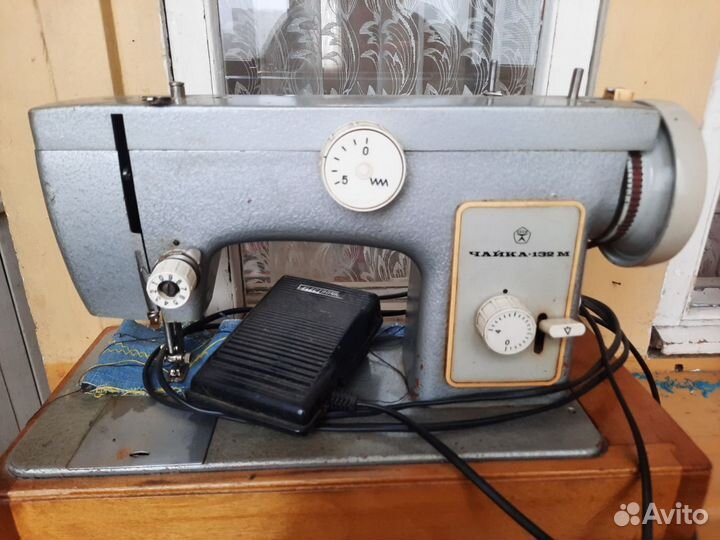 Швейная машина Чайка 132м