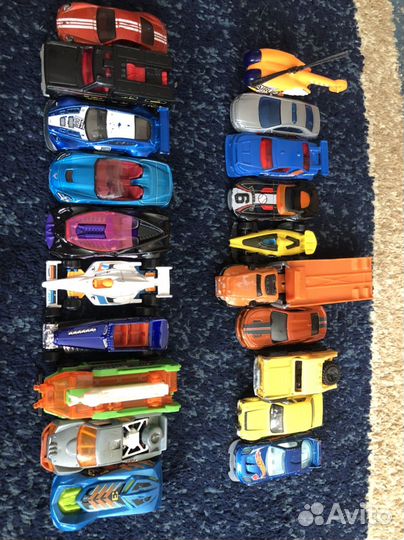 Hot wheels машинки