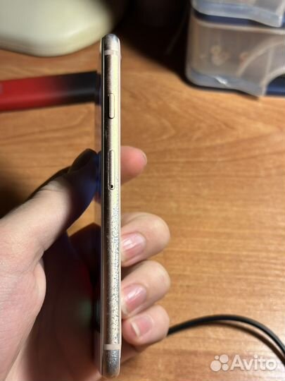 iPhone 8, 64 ГБ