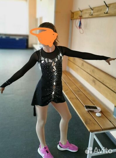 Костюм для фигурного катания 136