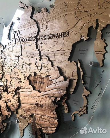 Деревянная карта мира