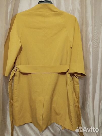 Продаю весенний плащ 38р