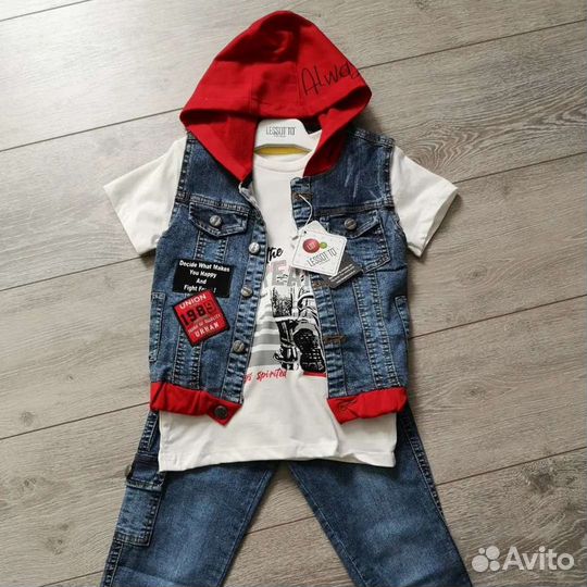 Джинсовый костюм на мальчика