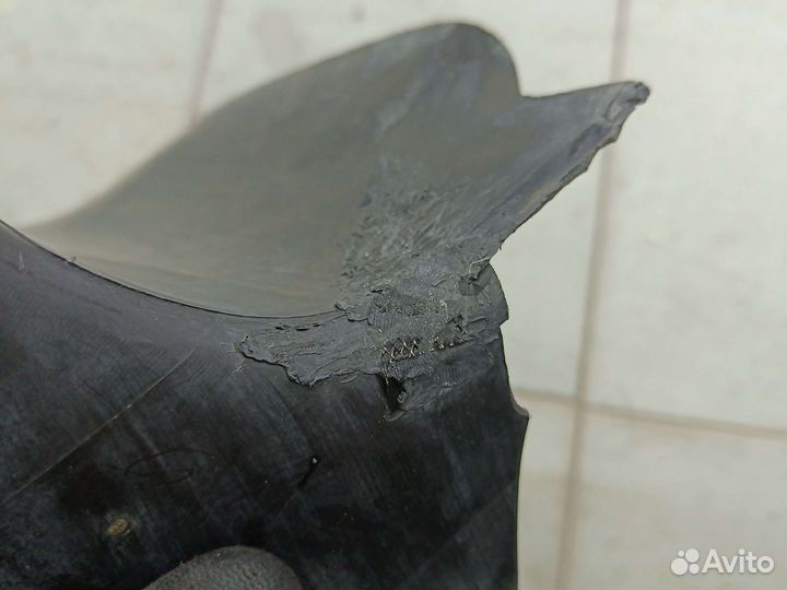 Воздуховод интеркуллера Porsche Cayenne 958 правый