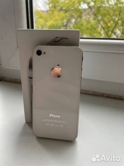 iPhone 4, 8 ГБ