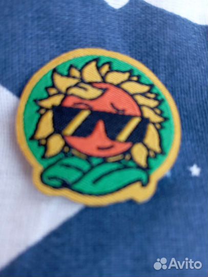 Тканивая наклейка