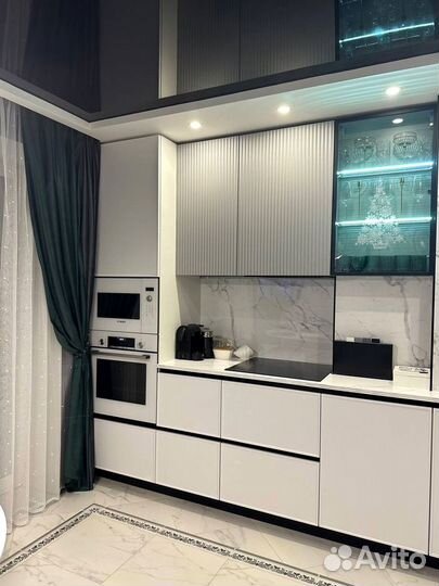 Кухня по проекту с современным дизайном