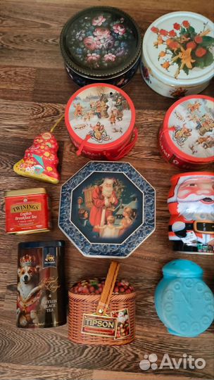 Коробки, банки жестяные
