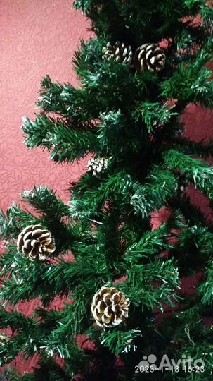 Ёлка 1,5 метра с шишками