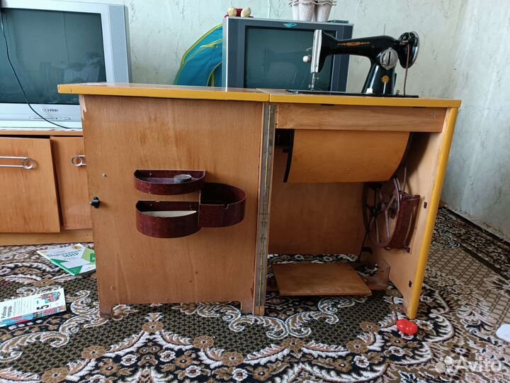 Швейная машинка