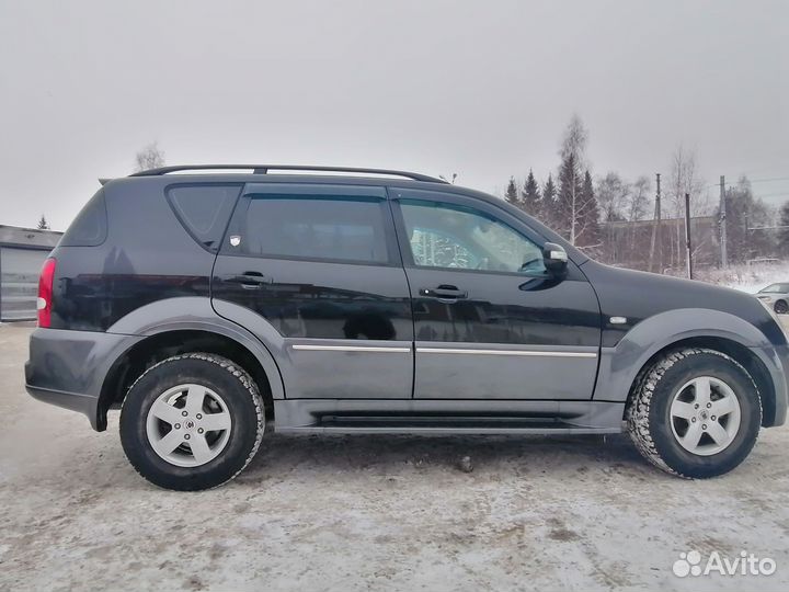SsangYong Rexton 2.0 AT, 2011, 69 000 км