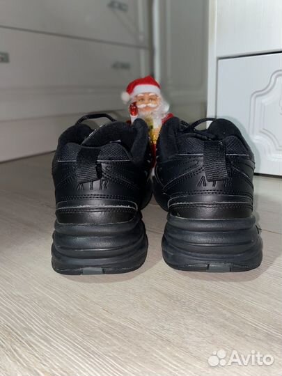 Кроссовки nike Nike Air Monarch