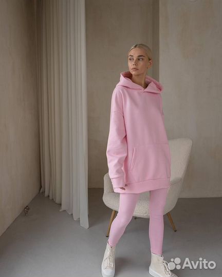 Спортивный костюм женский