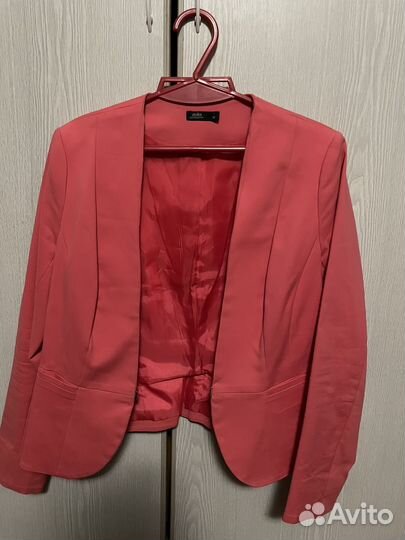 Одежда женская 46 р