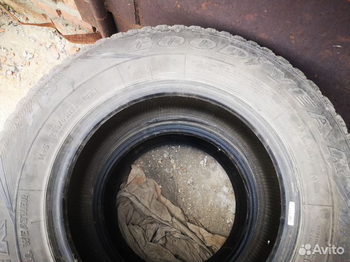 Goodyear Wrangler AT 255/65 R16