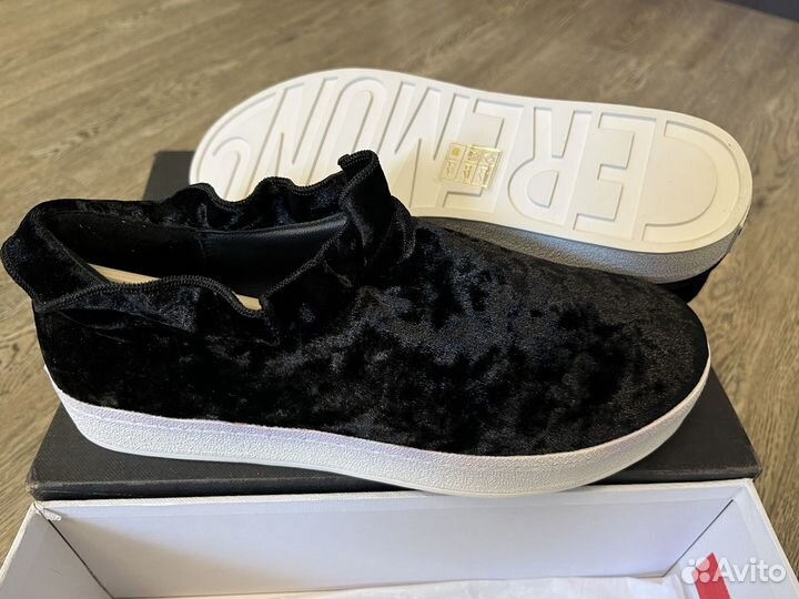 Новые слипоны Opening ceremony 38