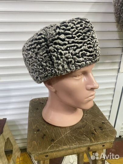 Ушанки папахи каракулевые