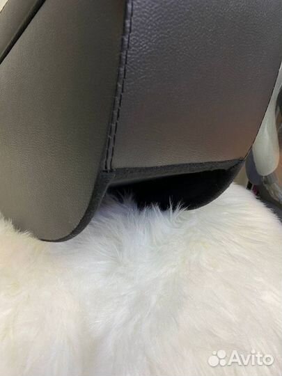 Подлокотник Skoda Octavia А7