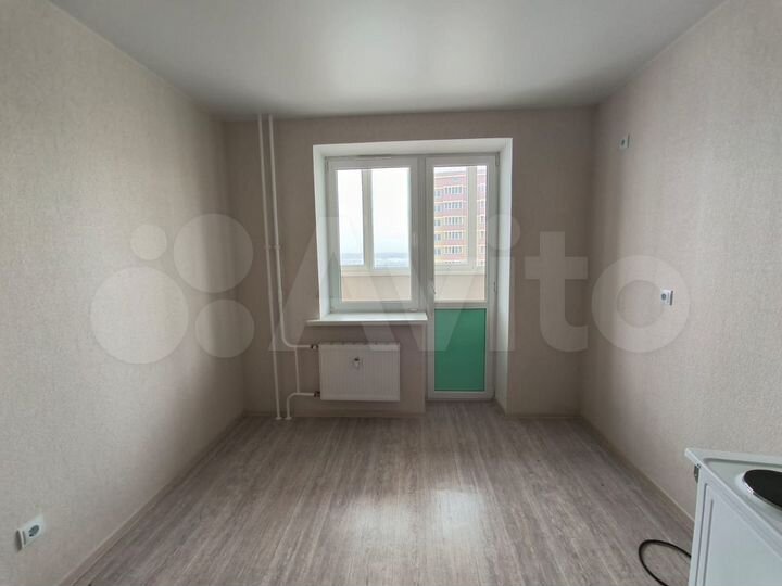 2-к. квартира, 54 м², 1/17 эт.