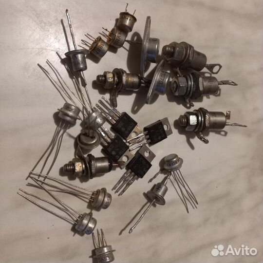 Тиристоры, симисторы, динисторы