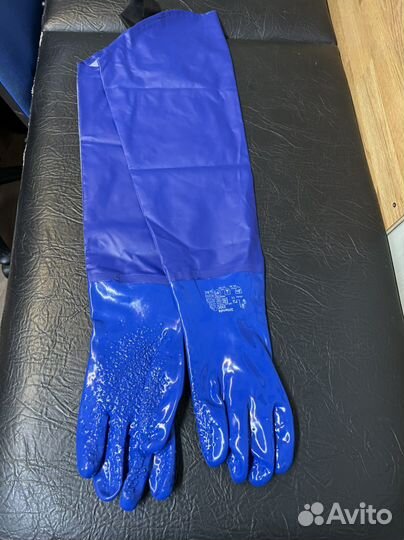 Перчатки с крагой до плеча