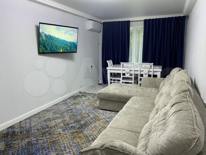 2-к. квартира, 52 м², 1/5 эт.