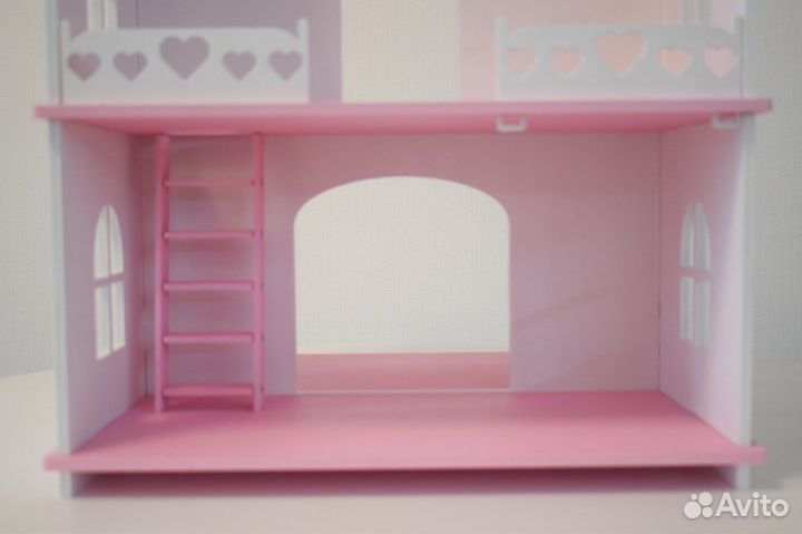 Домик кукольный