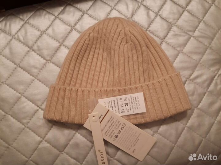 Шапка новая