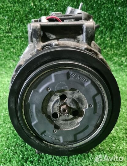 Компрессор кондиционера Mercedes-Benz Vito W639