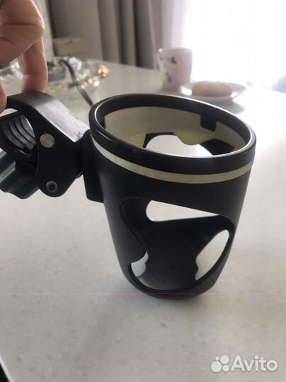 Полстаканник на коляску универсальный