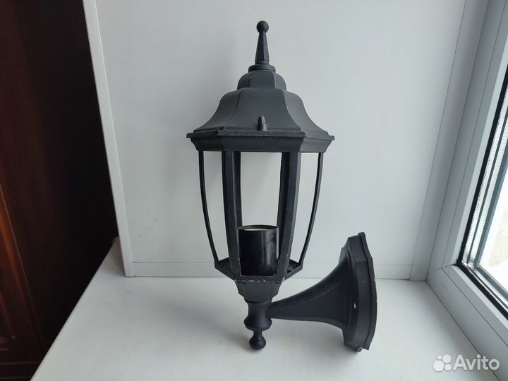 Декоративный уличный настенный светильник, фонарь