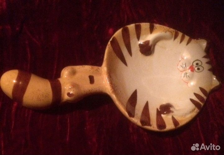 Статуэтки кошек