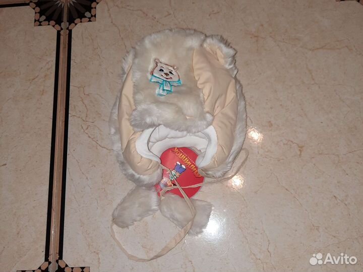 Шапочки новые для детей до 1 года