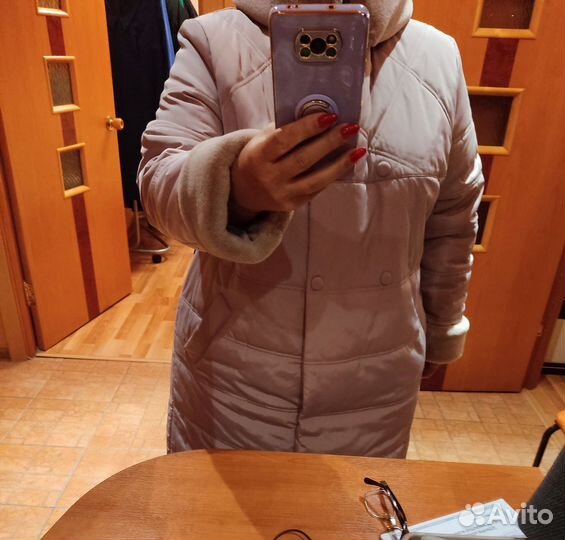 Пуховик зимний женский