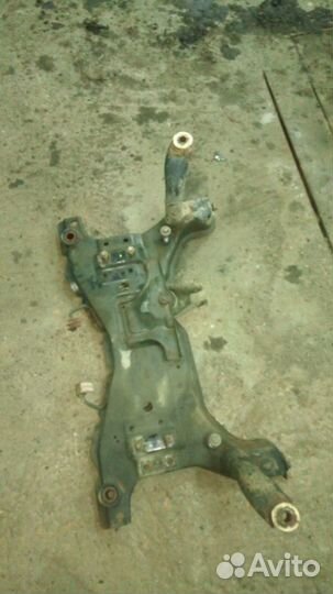 Форд фокус 2 подрамник